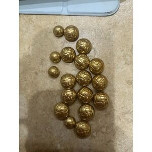 VINTAGE 1940's-50's WONDERFUL Set‎ of 18 Gold/Brass Stamped KNOT Look Domed Read